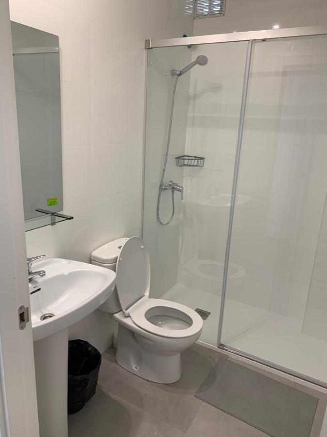 Quadruple Room Private Bathroom