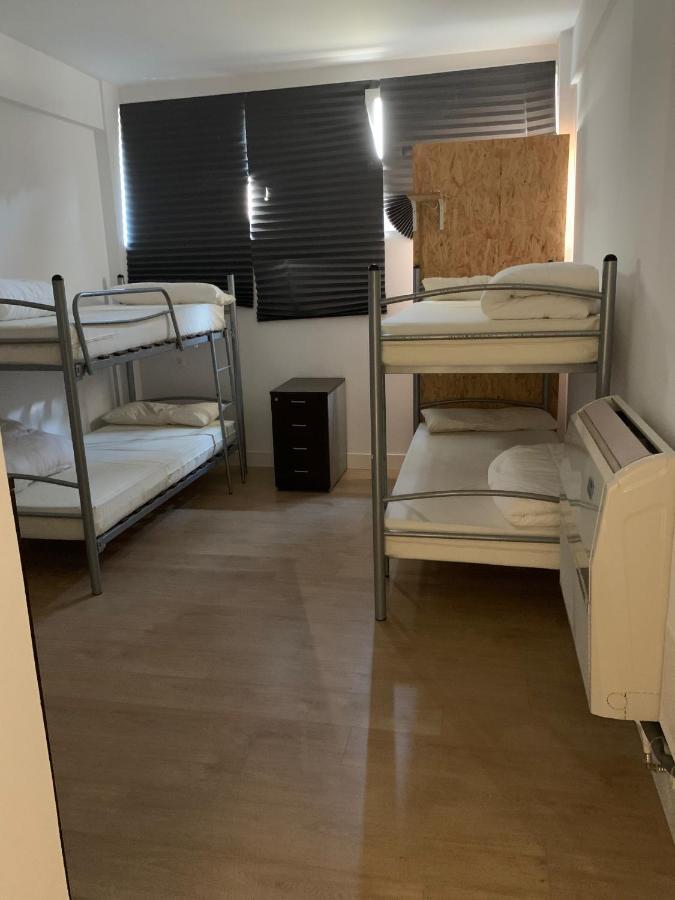 Quadruple Room Private Bathroom