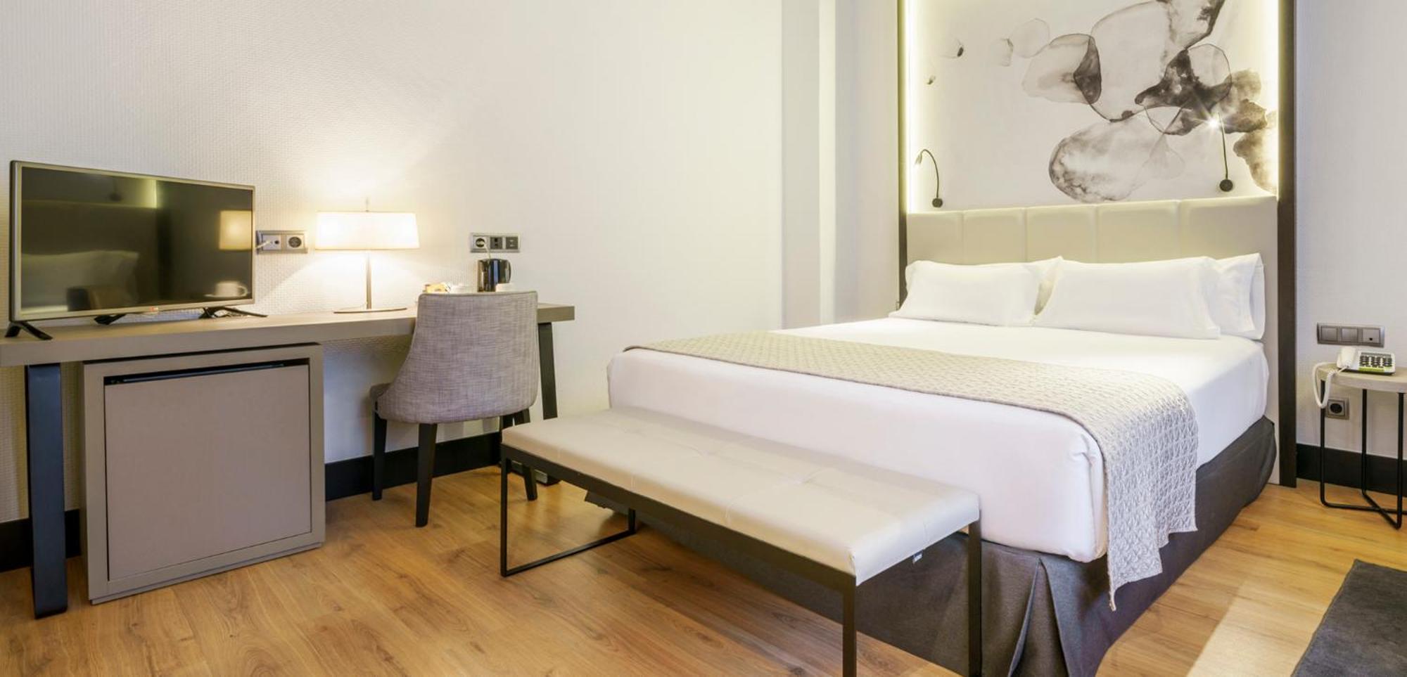 Premium Double Room,1477212973:JPEG