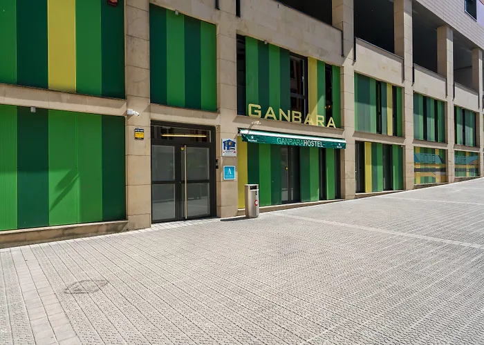 Hotel cerca del colegio: Ganbara Hostel - Self Check In