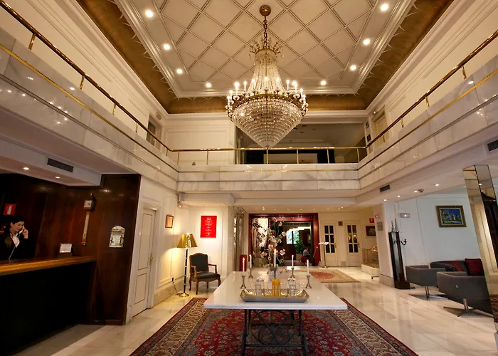 Hotel Lopez De Haro